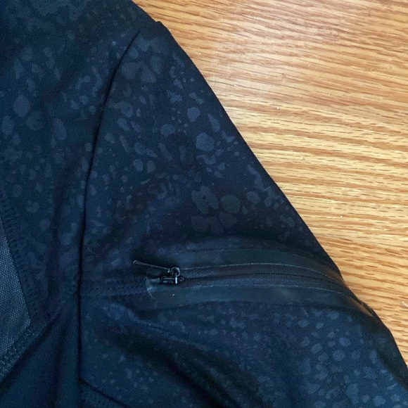 MPG NWT Mondetta Reflective Quarter Zip Cooling Running Top - Picture 8 of 16